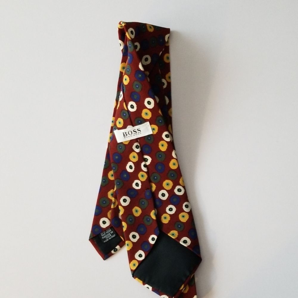 Hugo Boss 100% silk Tie